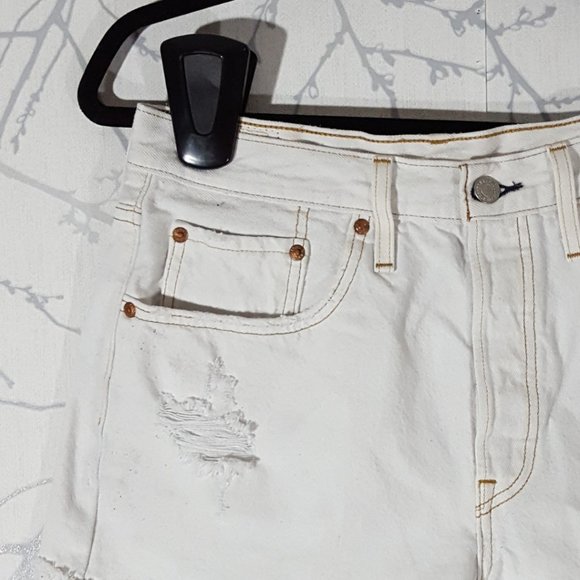 Levi's White Distressed Ripped High Rise 501 Shorts - Picture 3 of 6